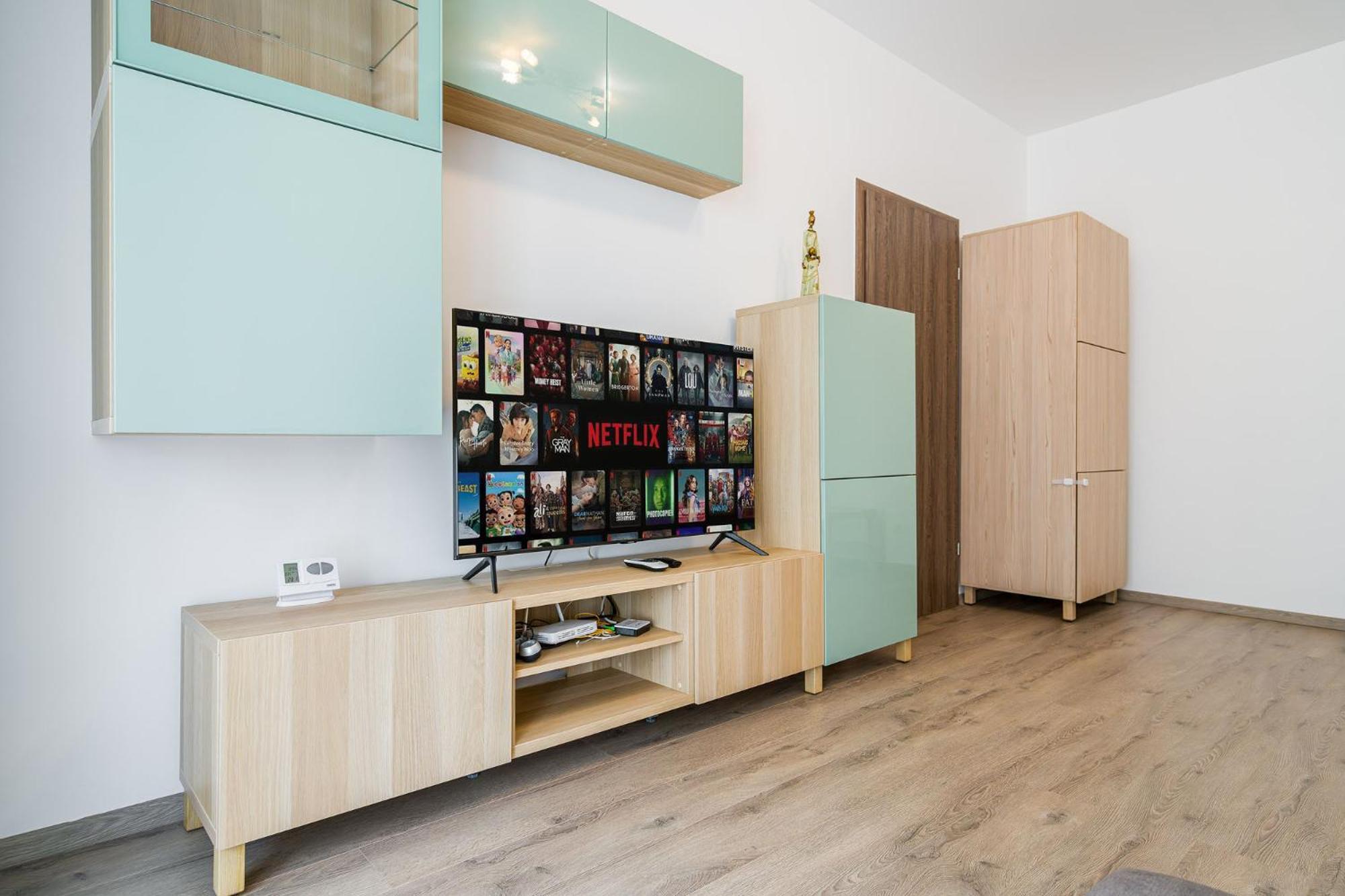 Politehnica Deluxe Apartment Бухарест Екстер'єр фото