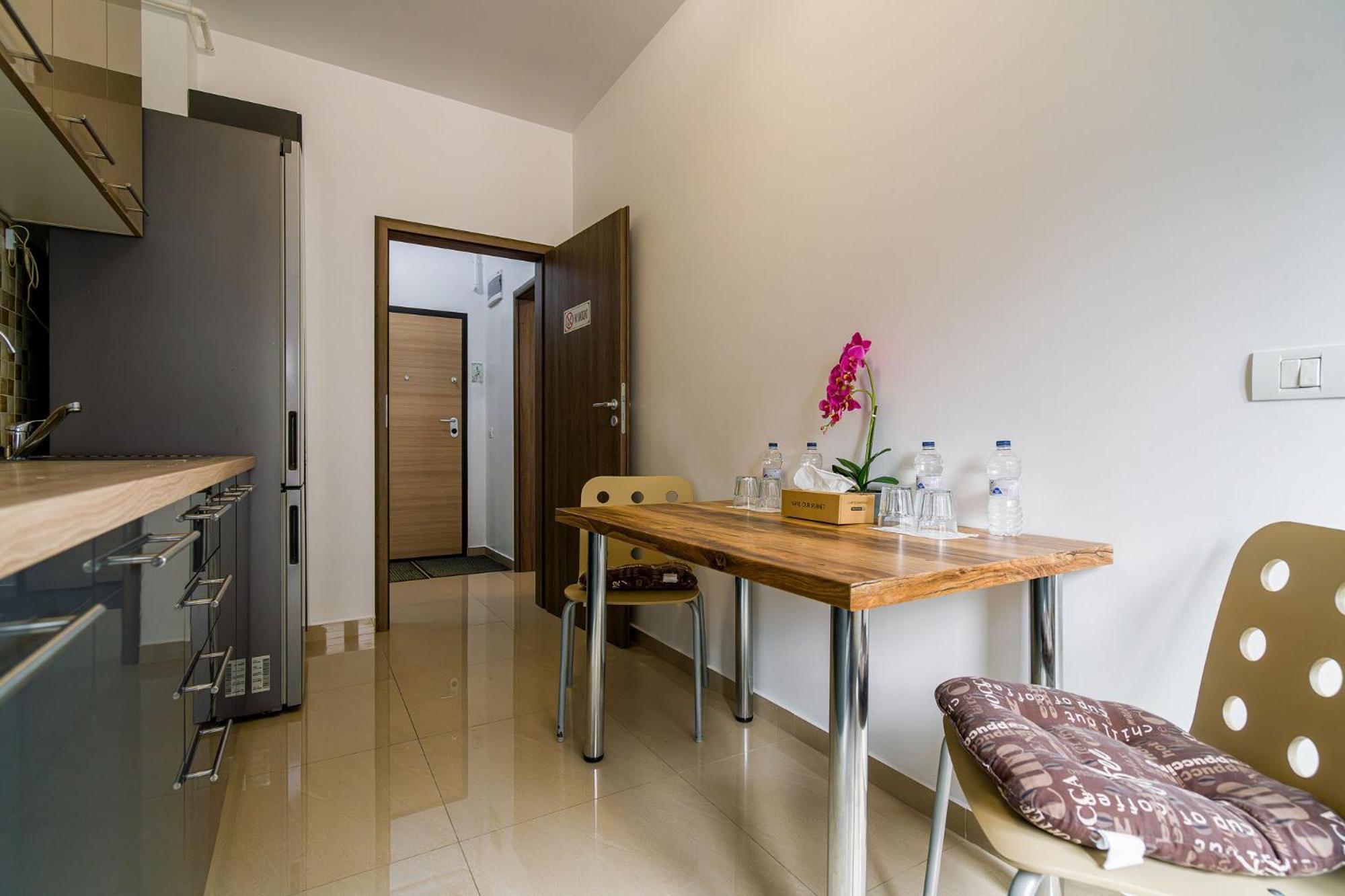 Politehnica Deluxe Apartment Бухарест Екстер'єр фото